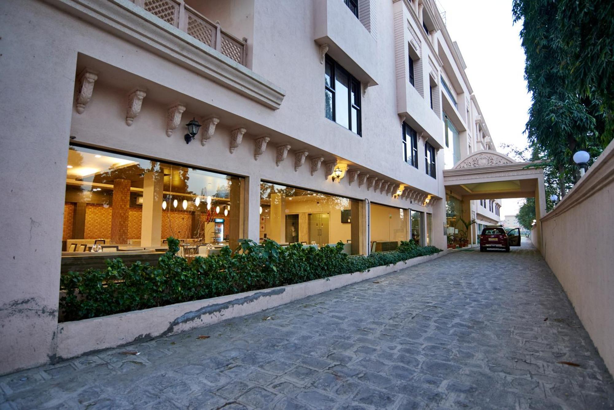 Hotel Jc Castle Shirdi Exterior foto